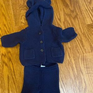 Gap baby sweater set